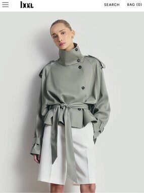 NEW! With tags 
Boa sage cropped trench jacket